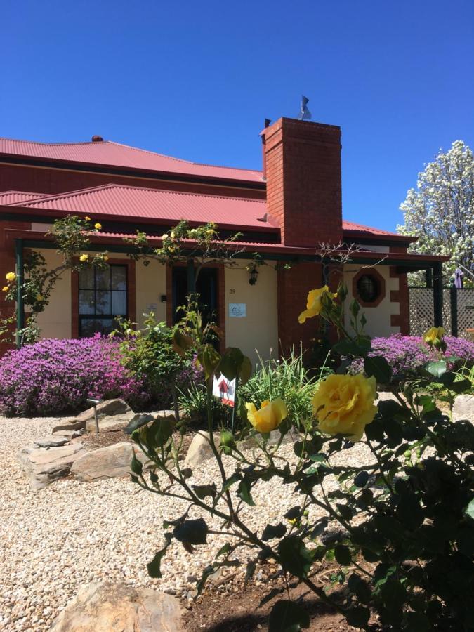 Wine And Roses Bed And Breakfast Adelaide Exterior photo